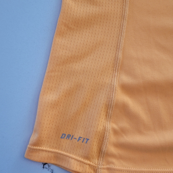 Nike Dri-Fit tank-top - women's size Small - Picture 12 of 15